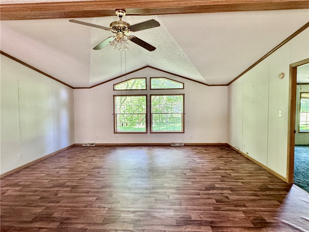 3171 Eagle Harbor Road Gaines, NY 14411 - Photo 11 of 31 great room