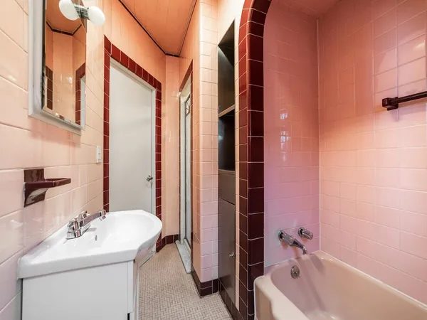 $2,400 | 7501 Boulevard East, Unit 2, North Bergen, NJ 07047