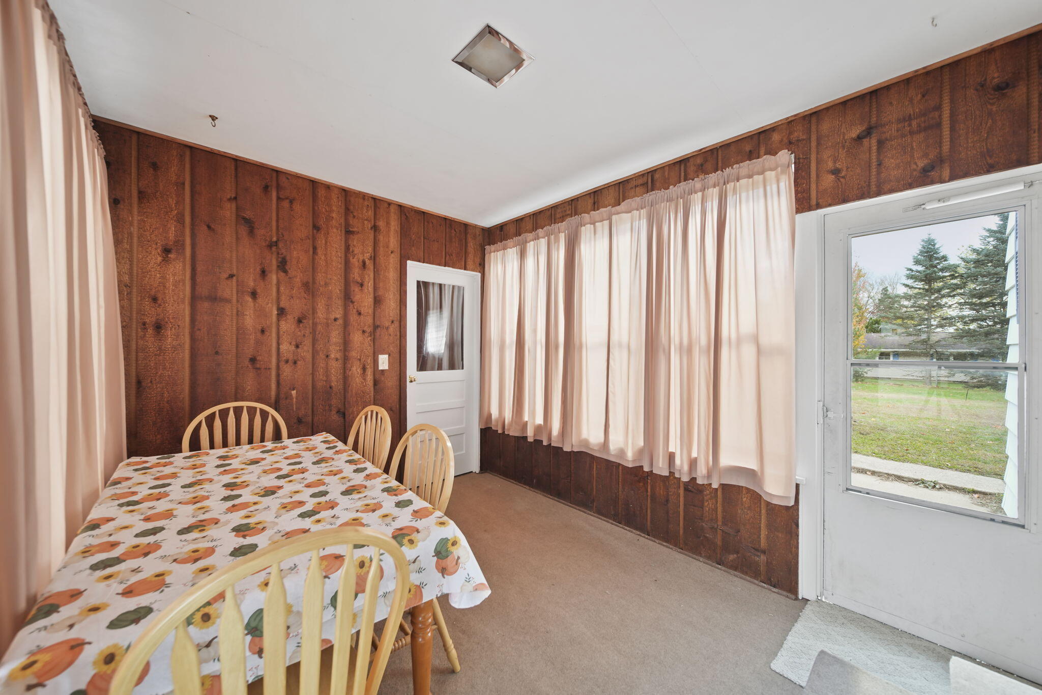 1341 Joseph Street Jackson, MI 49202 - Photo 17 of 34 18-web-or-mls-DSC00532