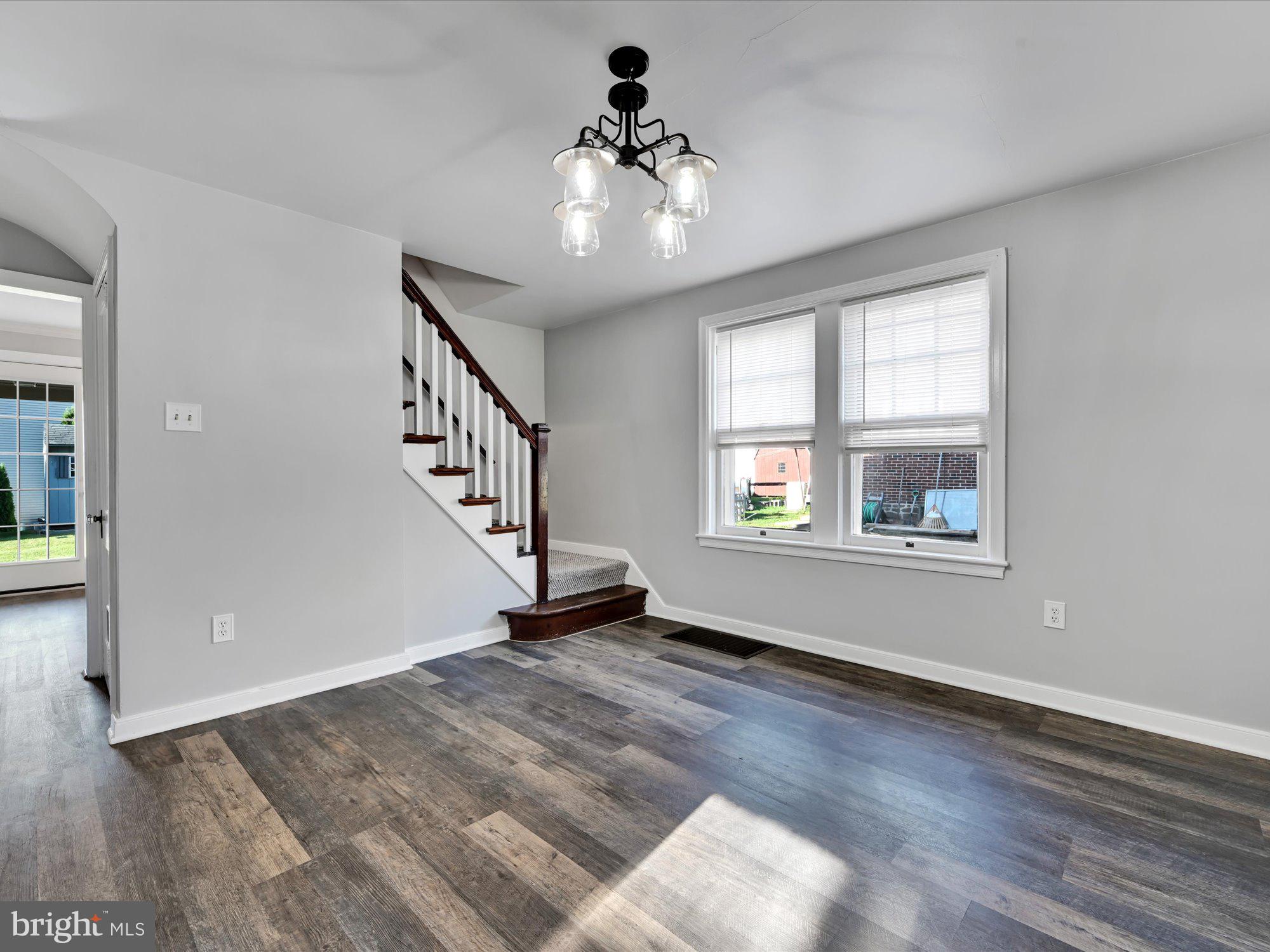 35 Bethany Road Ephrata, PA 17522 - Photo 7 of 25 Dining Room view 1