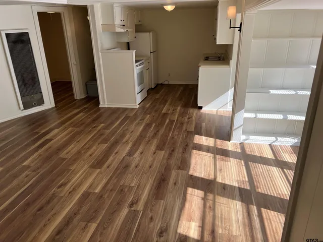 a view of a storage & utility room