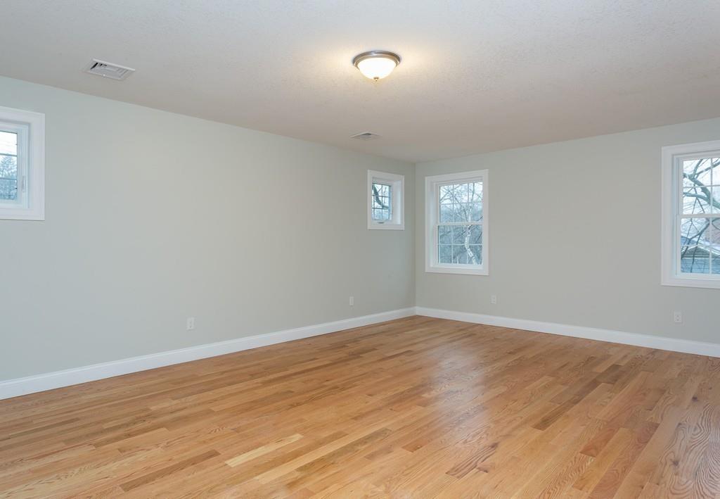 52 Bircham Street Springfield, MA 01104 - Photo 20 of 29 Gallery Image 20