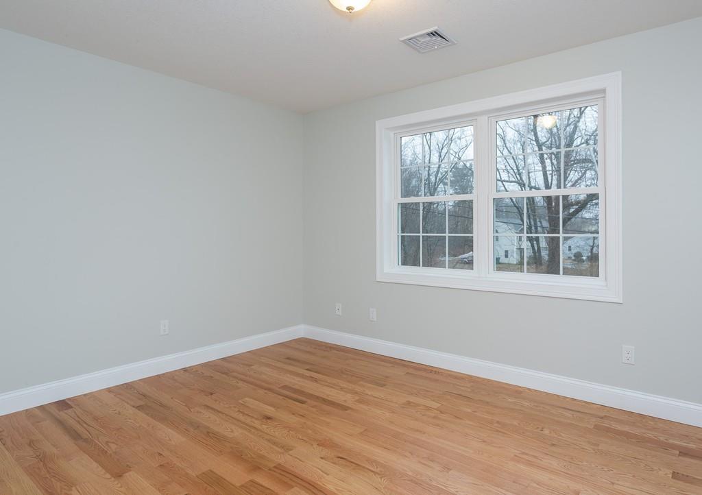 52 Bircham Street Springfield, MA 01104 - Photo 26 of 29 Gallery Image 26