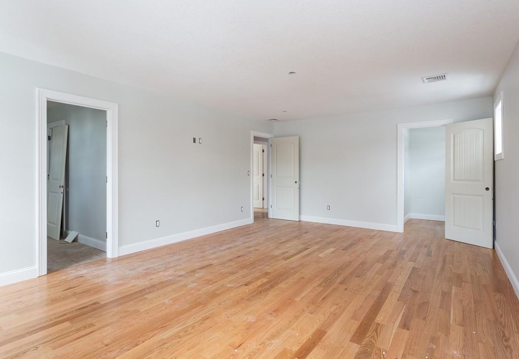52 Bircham Street Springfield, MA 01104 - Photo 28 of 29 Gallery Image 28