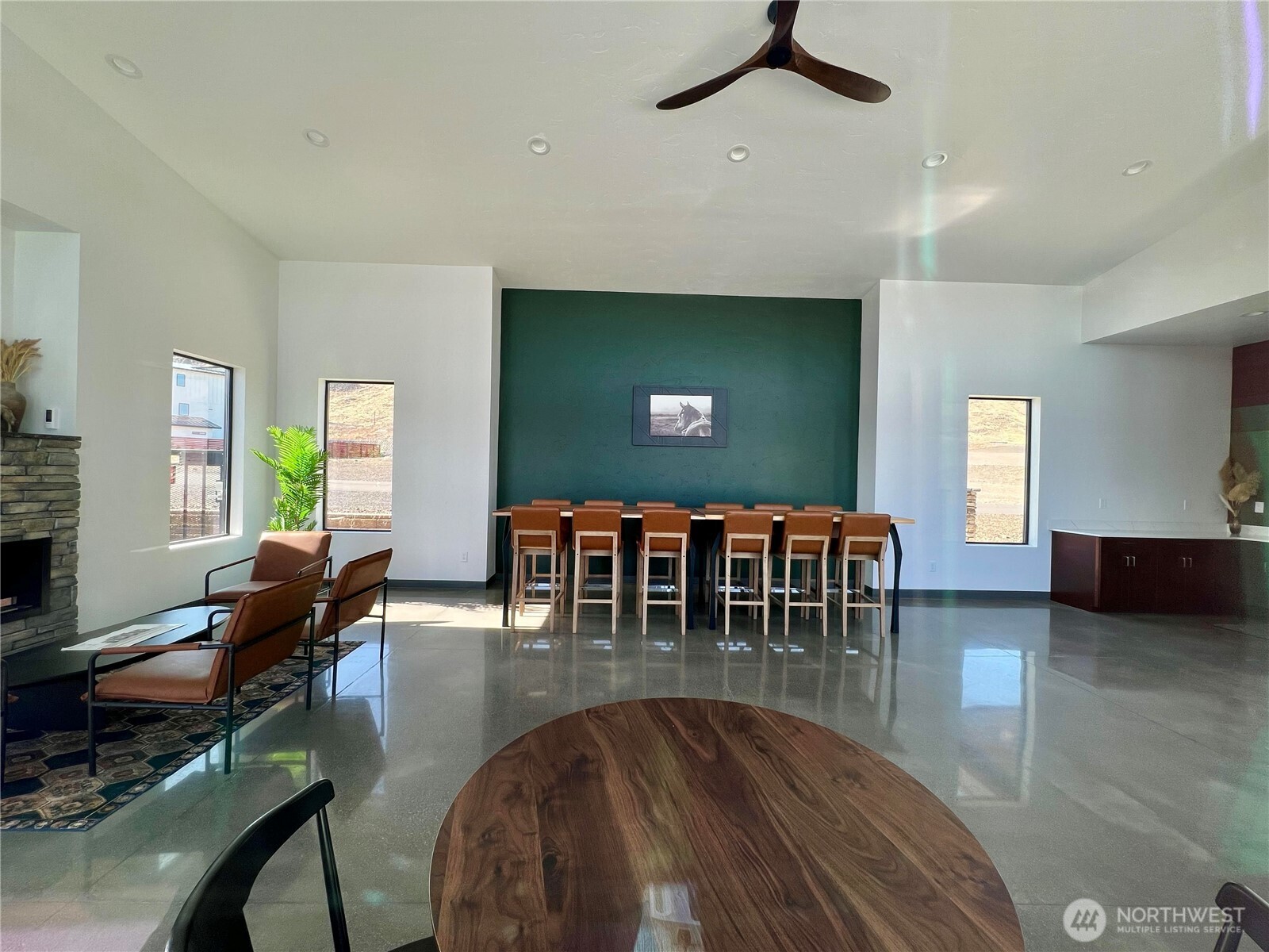 360 Vantage Bay Loop Vantage, WA 98950 - Photo 9 of 18 a dining room with furniture and a floor to ceiling window