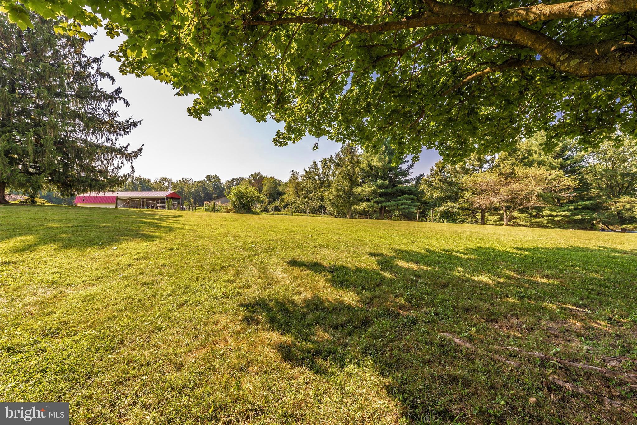 8140 Mapleville Road Mount Airy, MD 21771 - Photo 38 of 43 Exterior Back