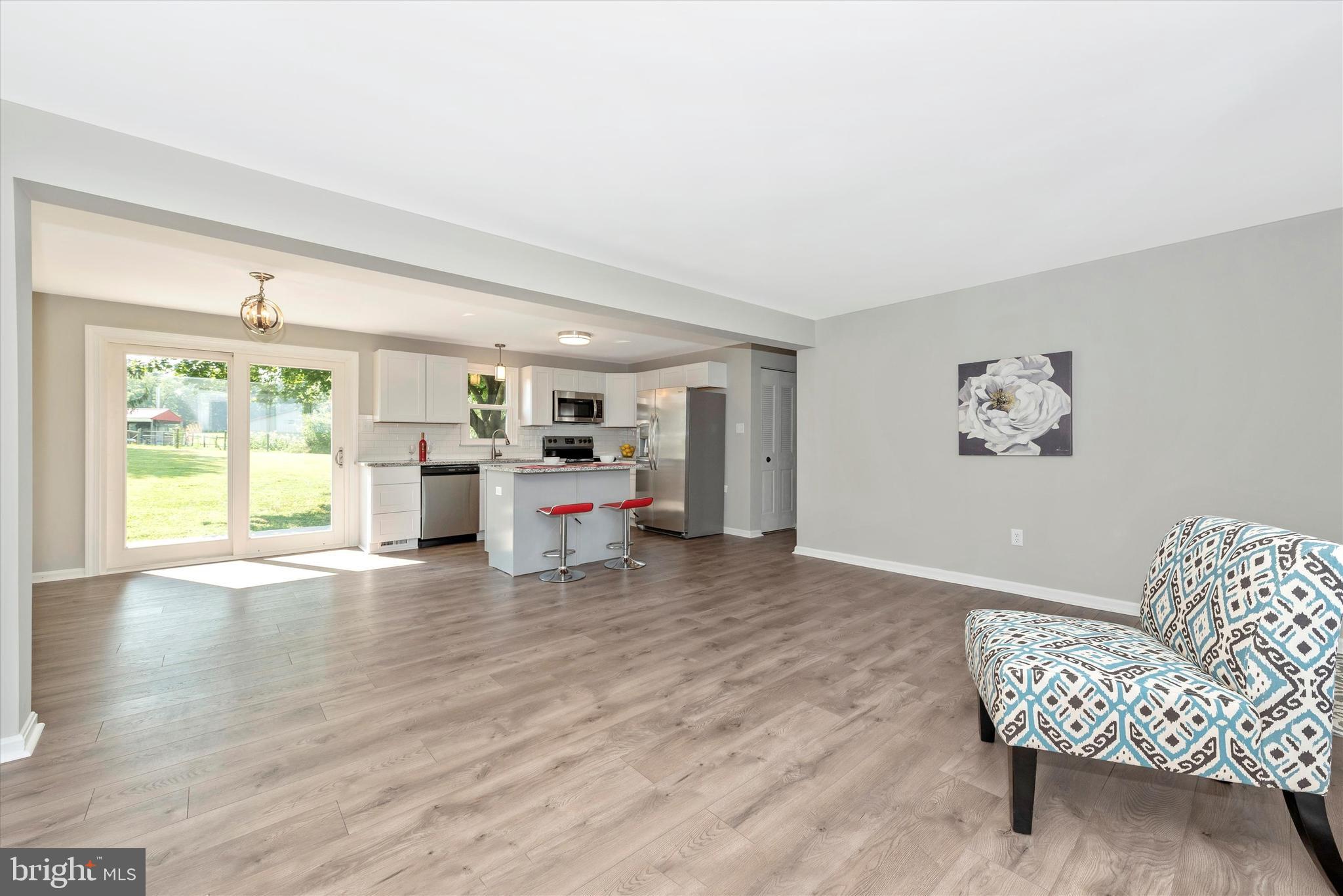 8140 Mapleville Road Mount Airy, MD 21771 - Photo 8 of 43 Living Room