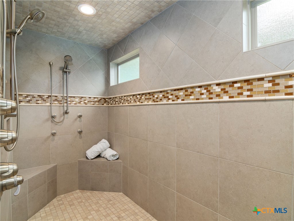 22 Hunters Chase, Unit CHASE New Braunfels, TX 78132 - Photo 33 of 48