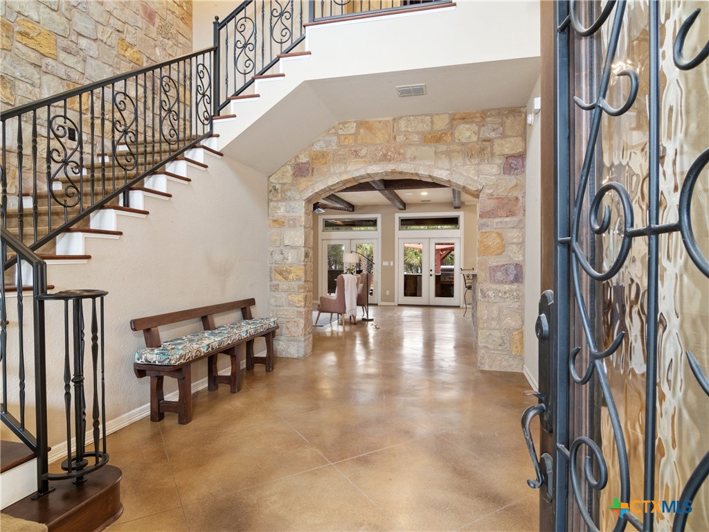 22 Hunters Chase, Unit CHASE New Braunfels, TX 78132 - Photo 6 of 48