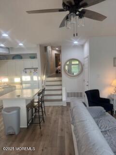 433 West Avenue, Unit 1 Ocean City, NJ 08226 - Photo 28 of 29 a kitchen with a table and chairs