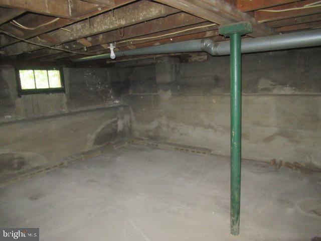 26 Potomac Drive Keyser, WV 26726 - Photo 15 of 15 a close view of a bathroom