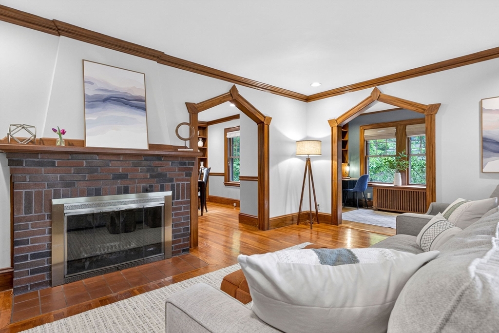 40 Arborough Road Boston, MA 02131 - Photo 6 of 36