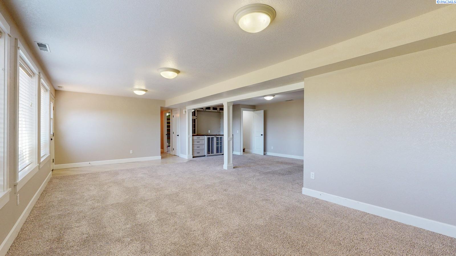 243 Rachel Road Kennewick, WA 99338 - Photo 24 of 36 Gallery Image 24