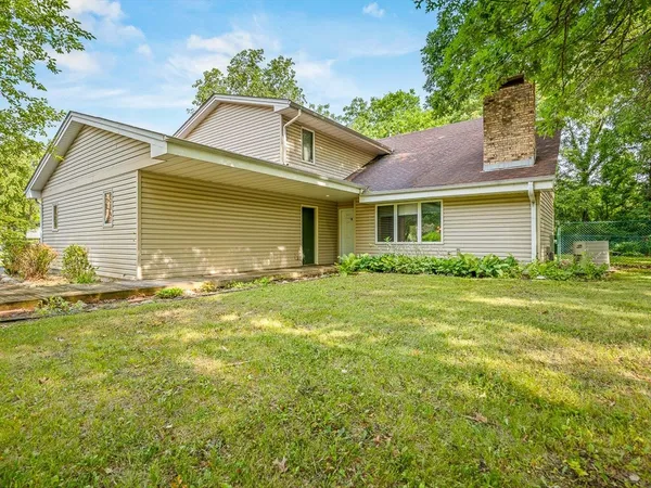 $340,000 | 6538 Coach Lite Court, Loves Park, IL 61111