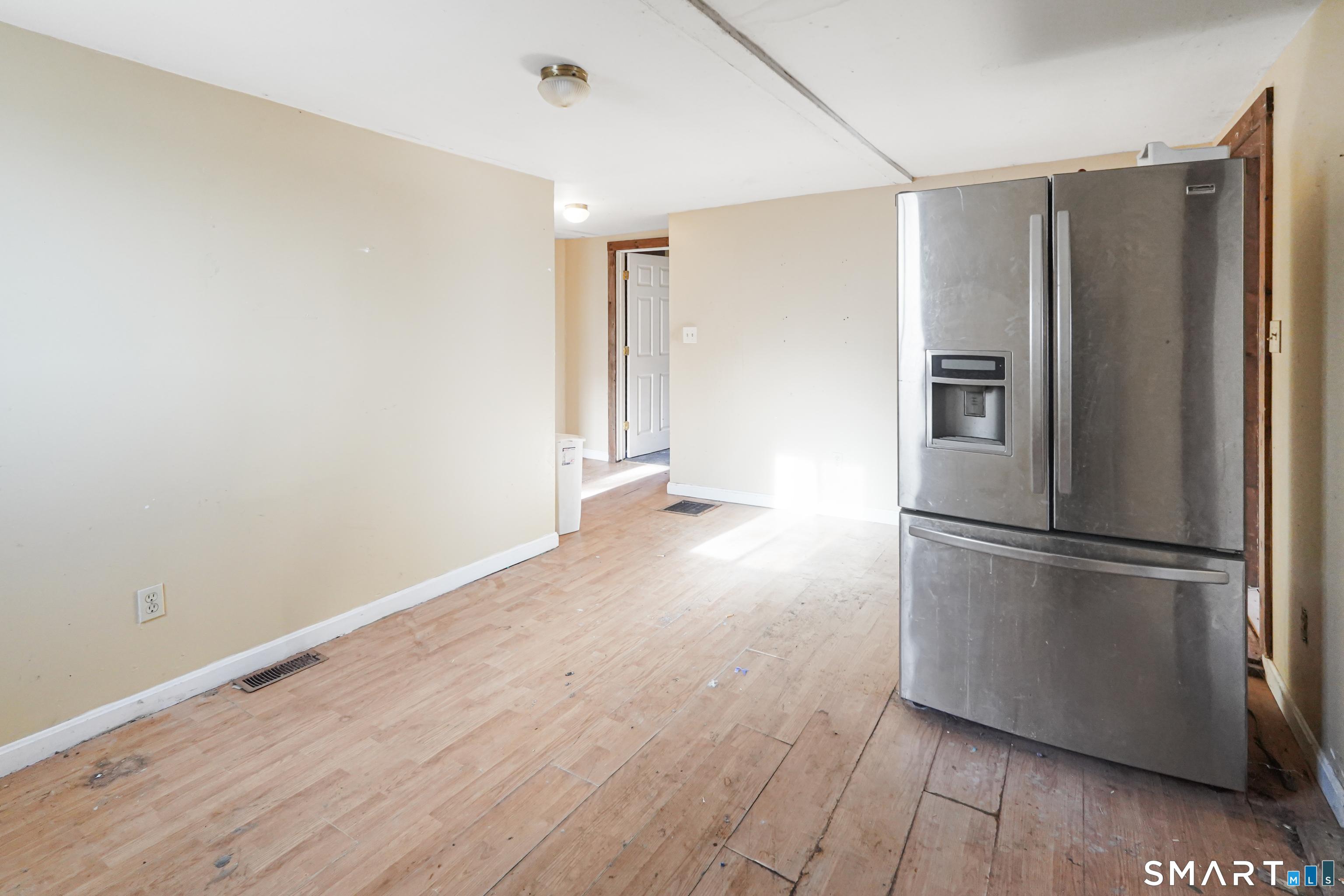 383 Putnam Pike Killingly, CT 06241 - Photo 10 of 40