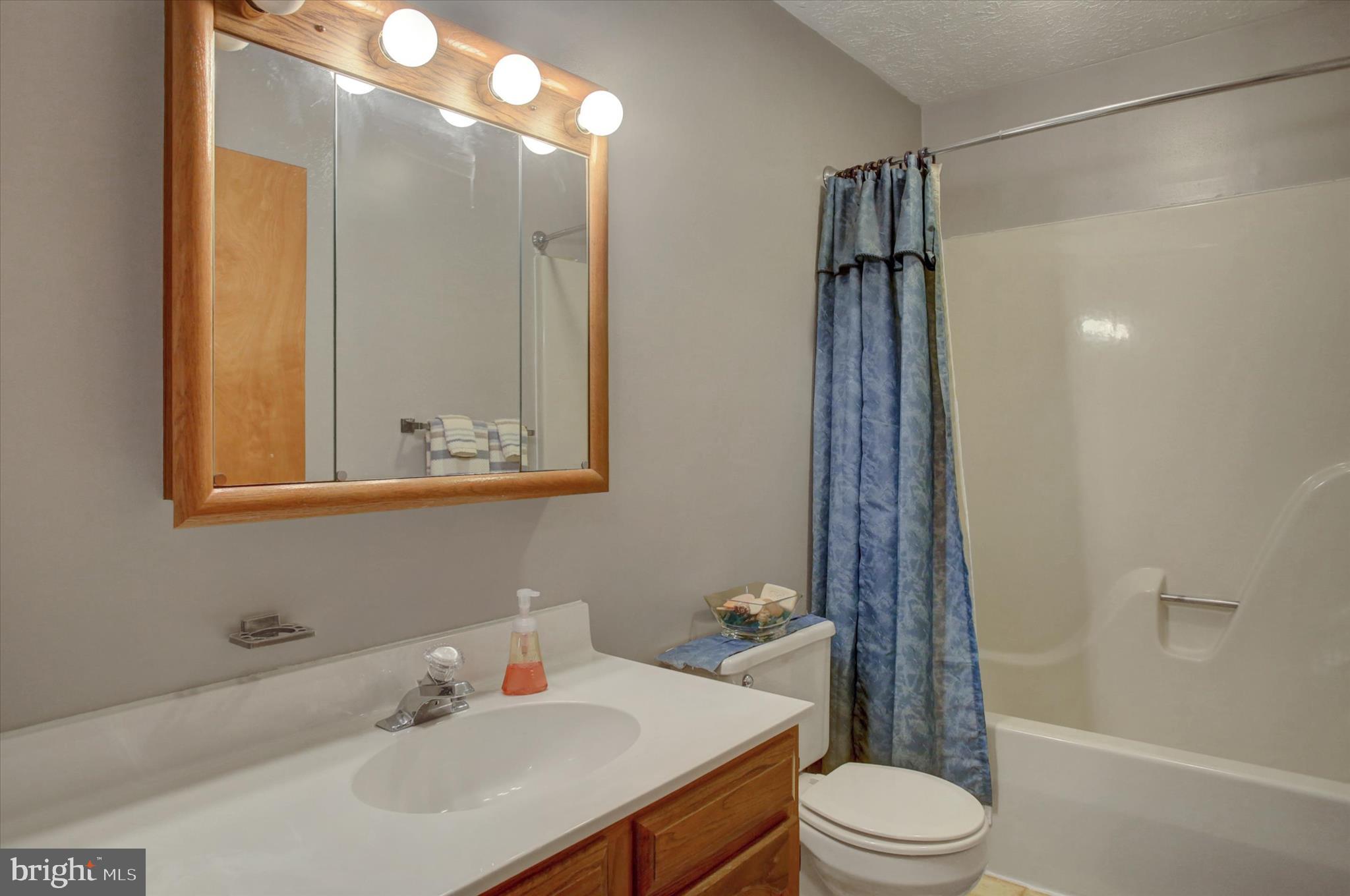 1077 Progress Road Chambersburg, PA 17201 - Photo 17 of 32 Gallery Image 17