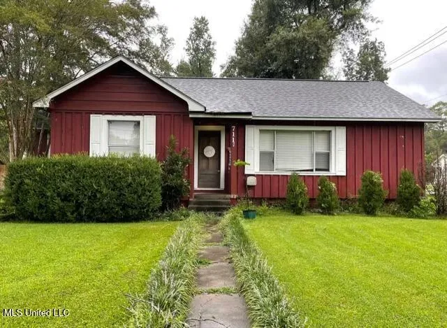 $99,000 | 711 Bell Avenue, Greenwood, MS 38930