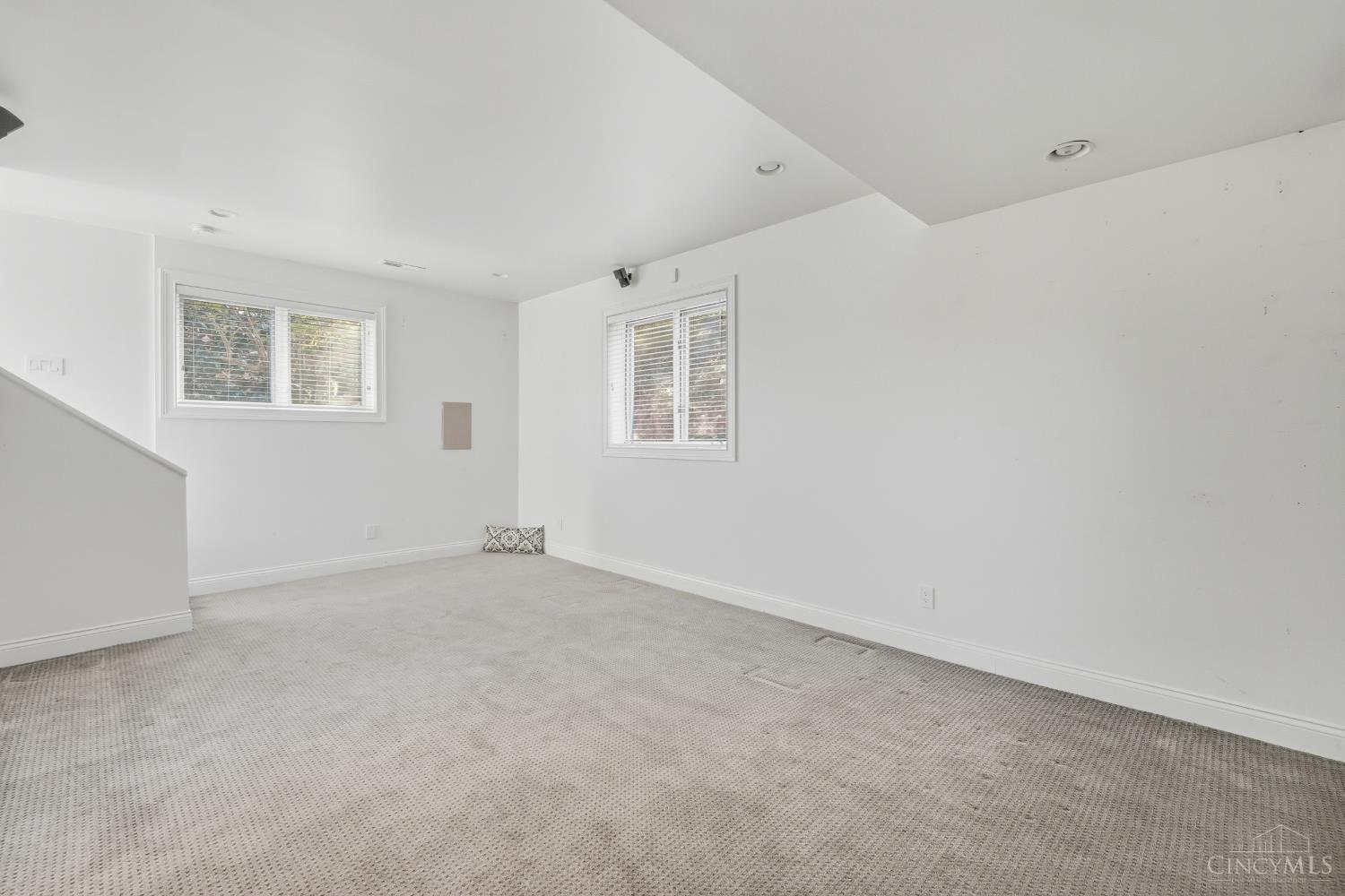 2942 Lower Grandin Road Cincinnati, OH 45208 - Photo 49 of 69 Gallery Image 49