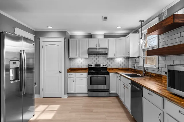 $574,900 | 6411 Ranchero Drive, Nashville, TN 37209