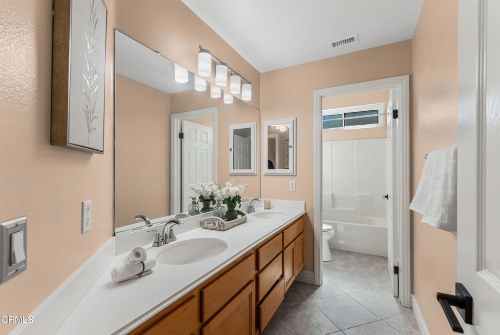 1435 Fitzgerald Road Simi Valley, CA 93065 - Photo 21 of 40 22