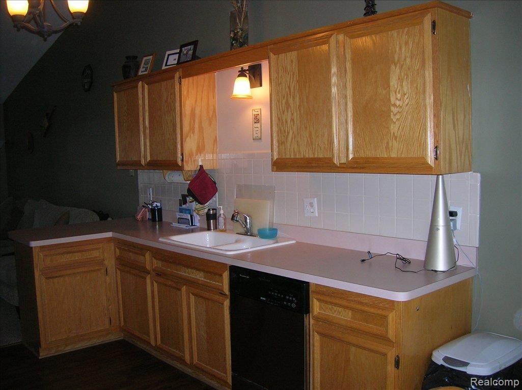 57595 Jewell Road, Unit 612 Washington, MI 48094 - Photo 3 of 11 jewell rd 011