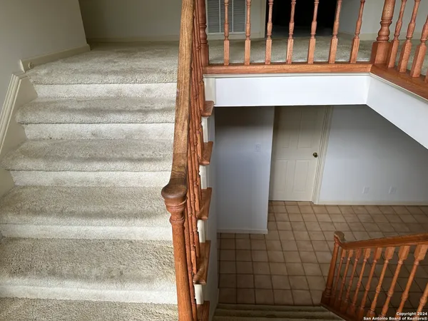 $2,200 | 135 County Road 130, Floresville, TX 78114