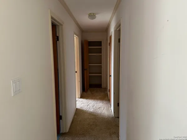 $2,200 | 135 County Road 130, Floresville, TX 78114