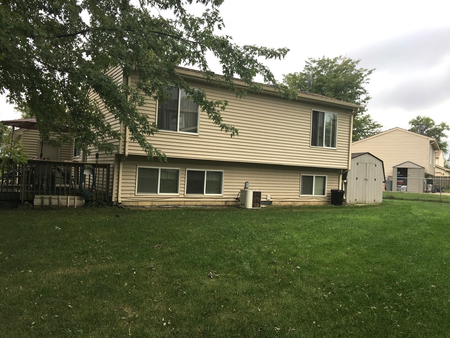 351 Juniper Court Carol Stream, IL 60188 - Photo 28 of 32