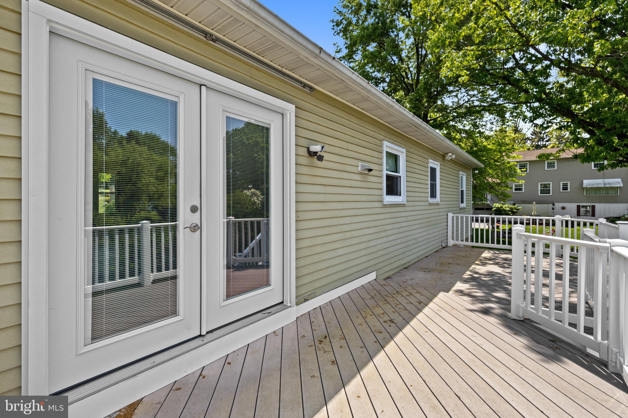 163 Walter Road York, PA 17402 - Photo 8 of 30 Wonderful deck off kitchen