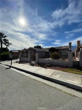 $3,900 | 31325 Avenida La Gaviota, Cathedral City, CA 92234