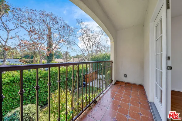 a view of a balcony