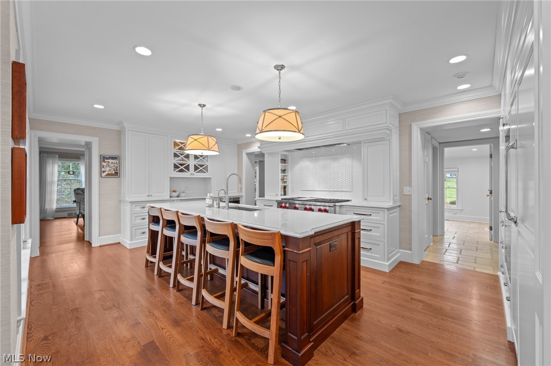33285 Woodleigh Road Cleveland, OH 44124 - Photo 10 of 50