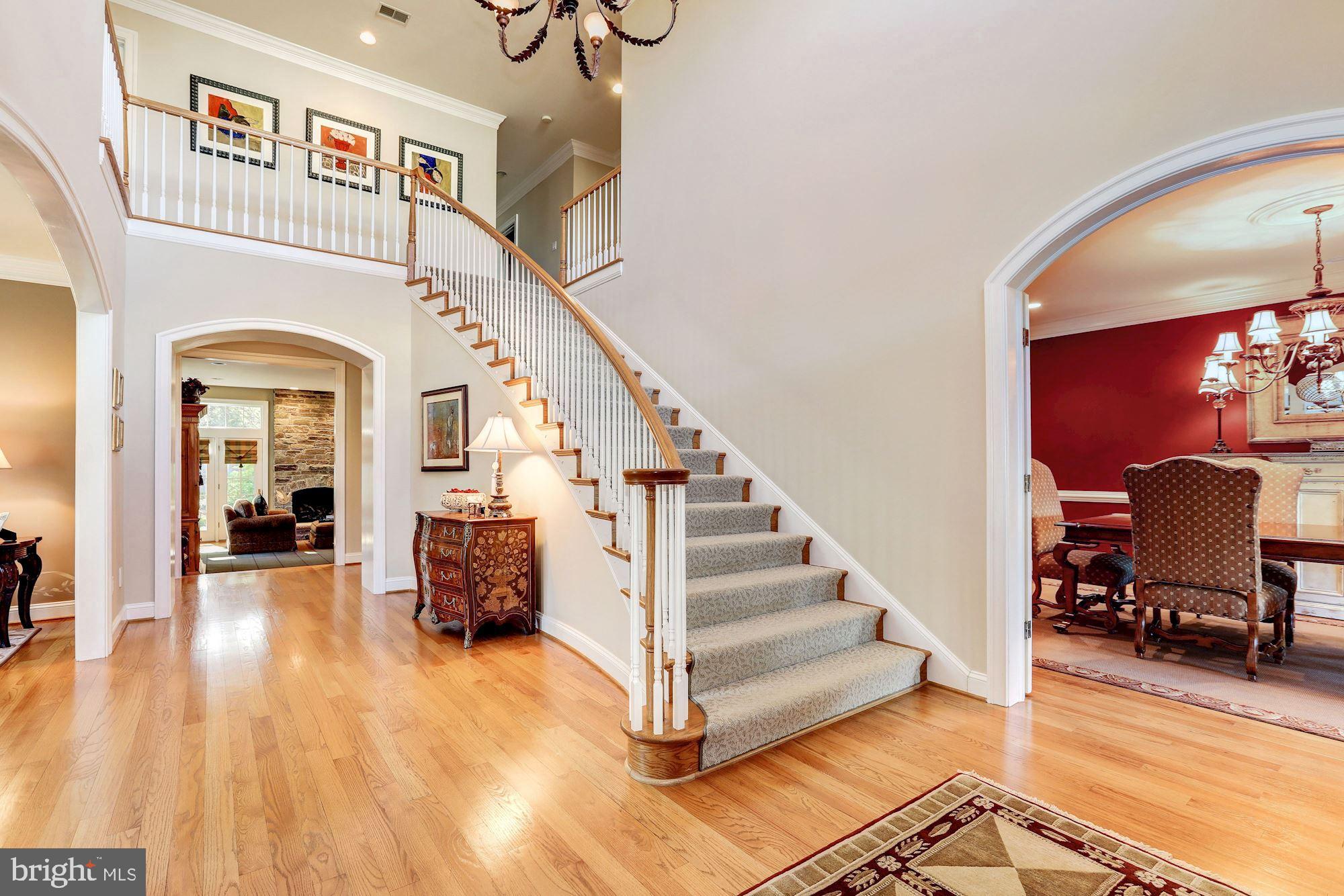 9316 Glen Road Potomac, MD 20854 - Photo 2 of 27 Gallery Image 2