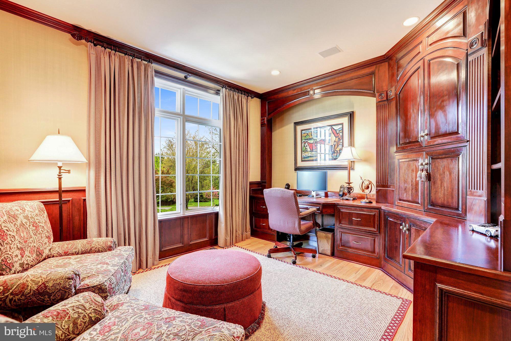 9316 Glen Road Potomac, MD 20854 - Photo 11 of 27 Gallery Image 11