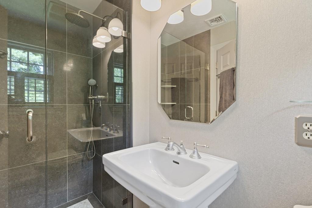 3 Trodden Path Lexington, MA 02421 - Photo 23 of 39