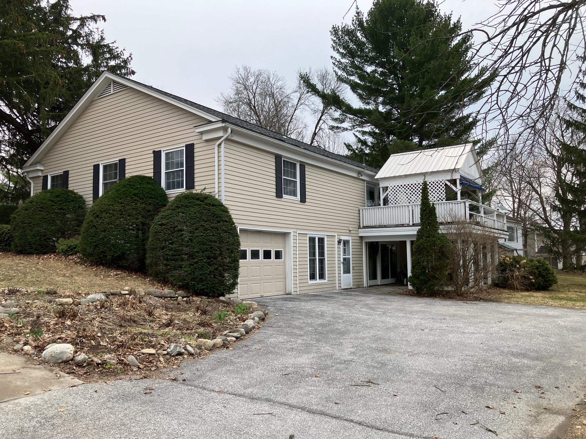 4 Smith Street St. Albans, VT 05478 - Photo 3 of 4