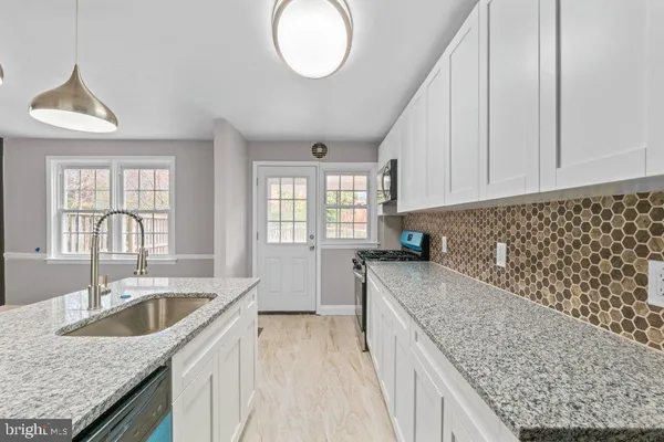 $2,950 | 131 Stanmore Road, Baltimore, MD 21212