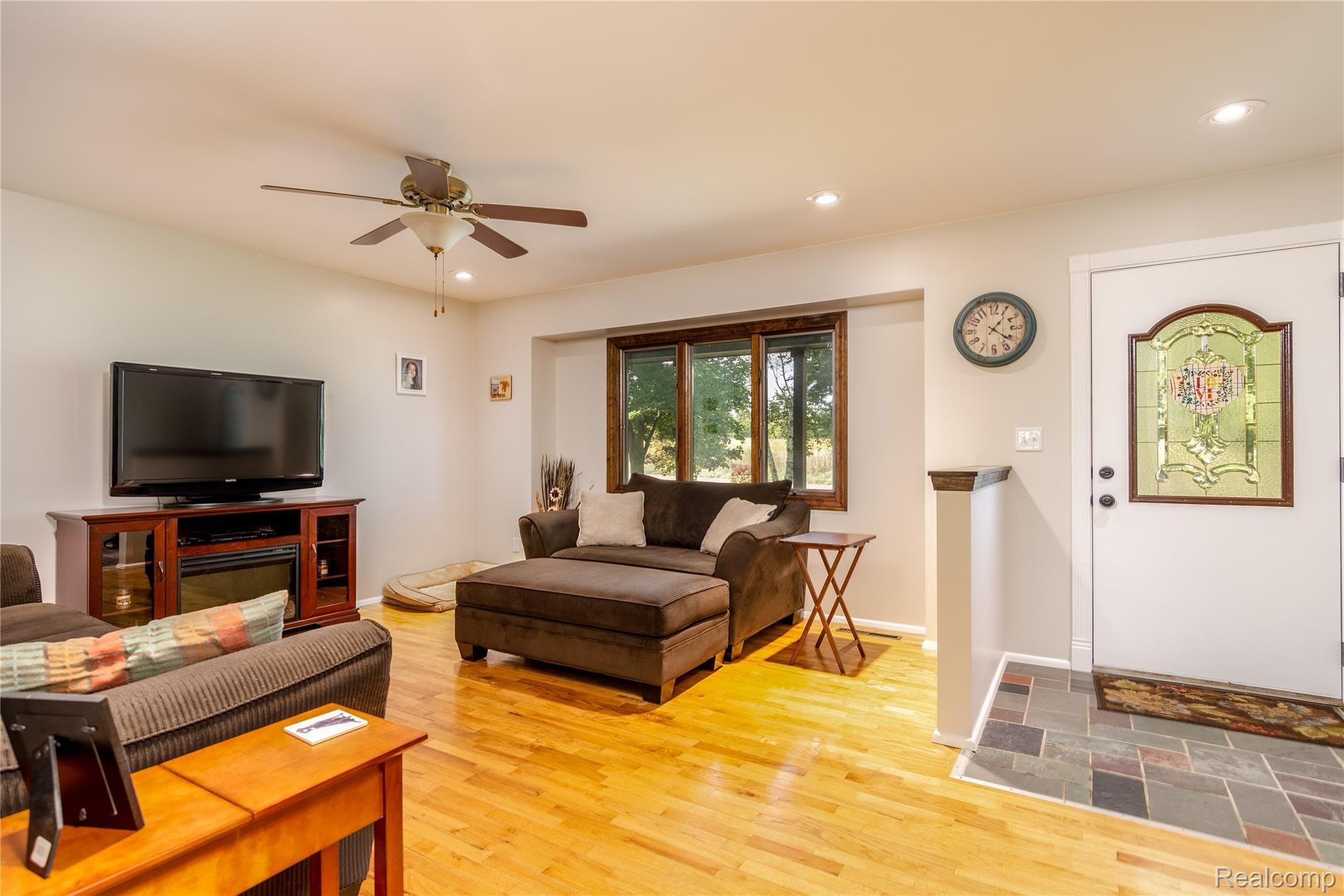 8417 South New Lothrop Road Durand, MI 48429 - Photo 10 of 26 New Lothrup-1-3.jpg