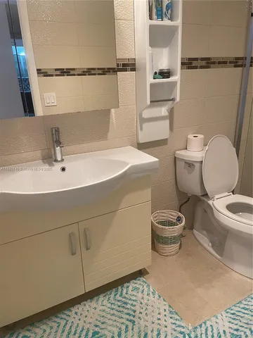 $460,000 | 2851 Northeast 183rd Street, Unit 906E, Aventura, FL 33160