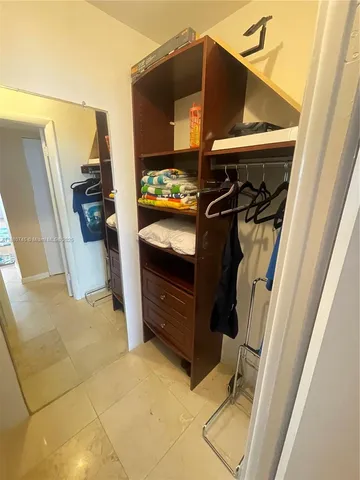 $460,000 | 2851 Northeast 183rd Street, Unit 906E, Aventura, FL 33160