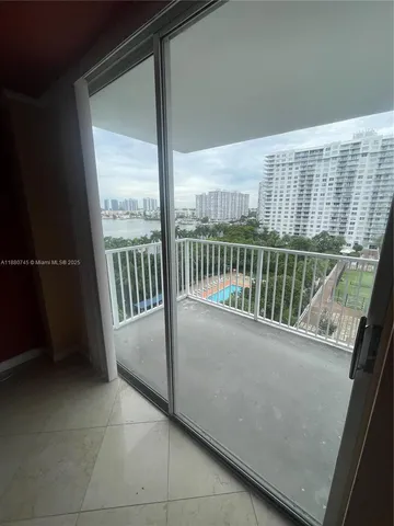 $460,000 | 2851 Northeast 183rd Street, Unit 906E, Aventura, FL 33160