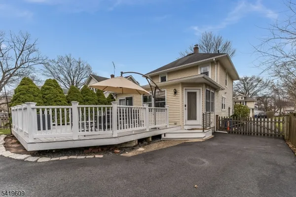 $640,000 | 22 East Brown Street, Somerville, NJ 08876