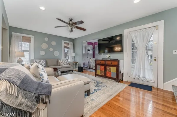 $640,000 | 22 East Brown Street, Somerville, NJ 08876