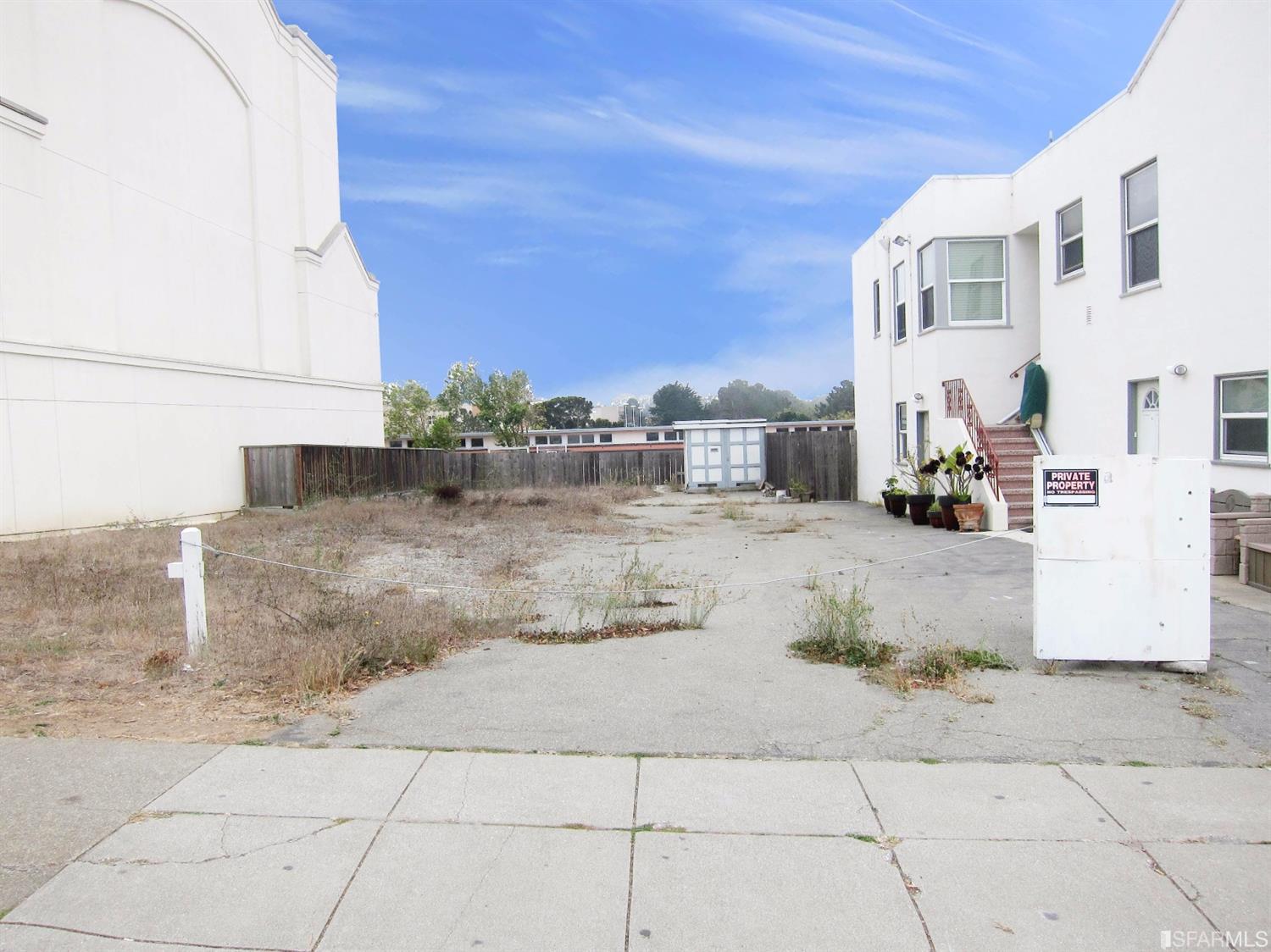 a view of building along with street