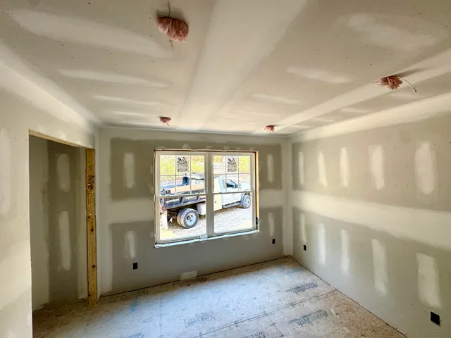 $399,000 | 33 Lawson Ridge Lane, Richmond, ME 04357