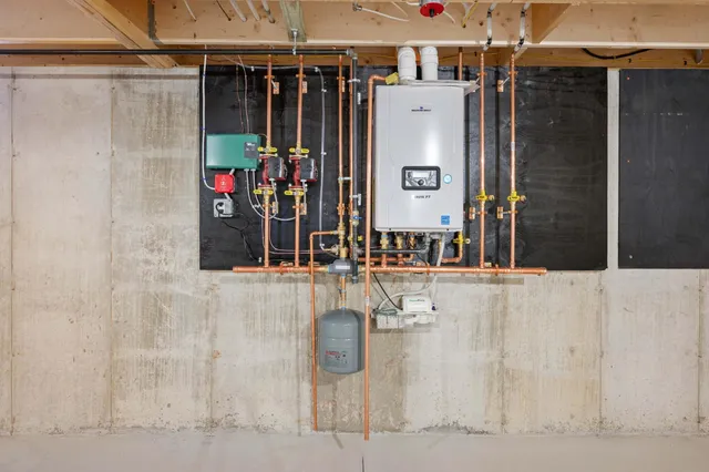 $399,000 | 33 Lawson Ridge Lane, Richmond, ME 04357