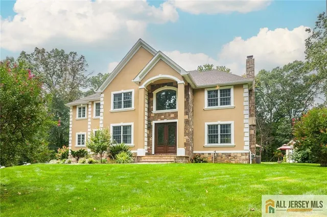 $1,399,999 | 21 Fern Road, East Brunswick, NJ 08816