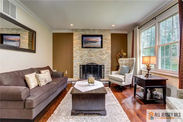 $1,399,999 | 21 Fern Road, East Brunswick, NJ 08816