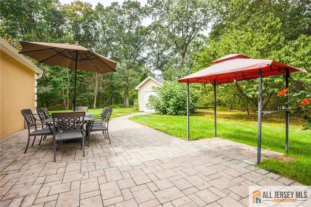 $1,399,999 | 21 Fern Road, East Brunswick, NJ 08816