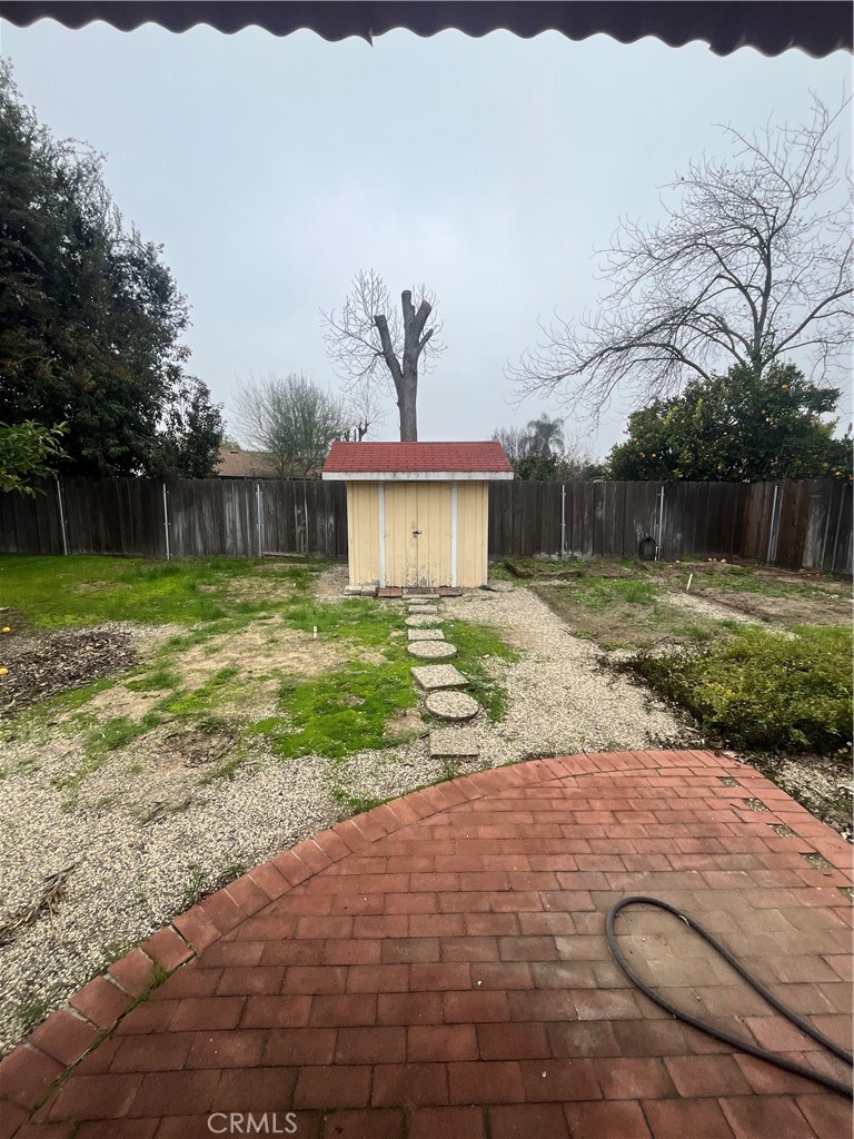 2180 Rochelle Avenue Turlock, CA 95382 - Photo 33 of 36